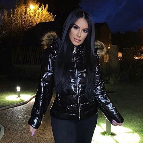 BLUE CHUNKY FAUX FUR HOOD PUFFER JACKET - ZARA - Picture 2 of 8